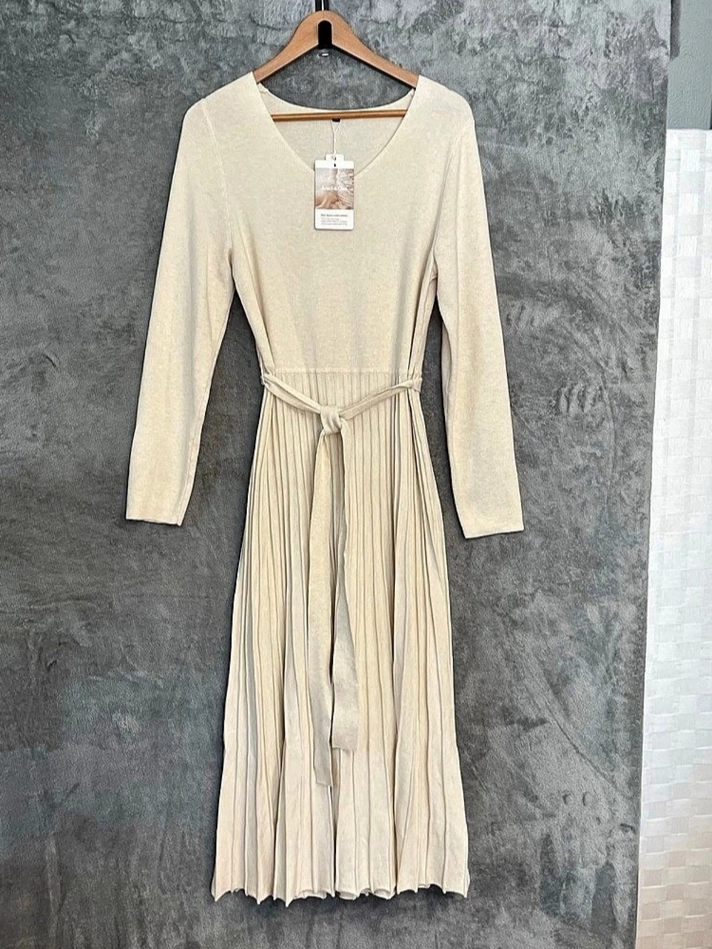 ARACH&CLOZ Pleated Maxi Sweater Dress in Cream XL NWT